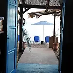 Beachfront Lampis Dolphin 3 *