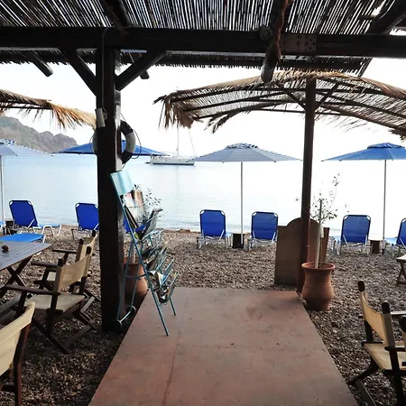 Holiday home Beachfront Lampis Dolphin 3 *