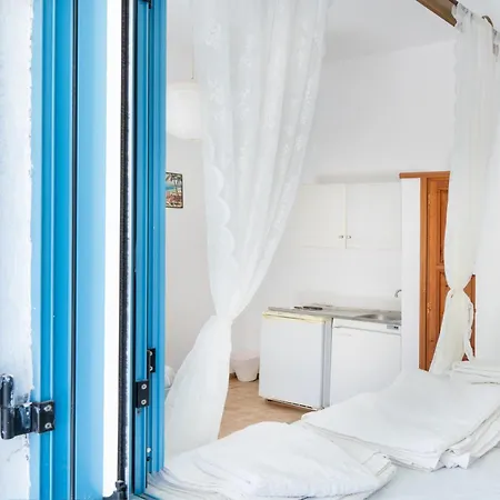 Beachfront Lampis Dolphin 3 * Skala (Patmos)