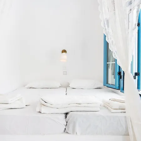 Holiday home Beachfront Lampis Dolphin 3 *