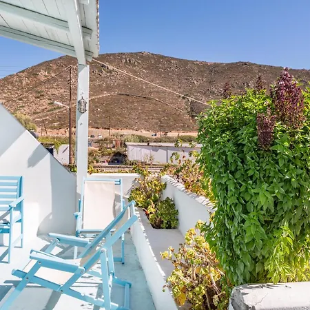 Holiday home Beachfront Lampis Dolphin 3 *