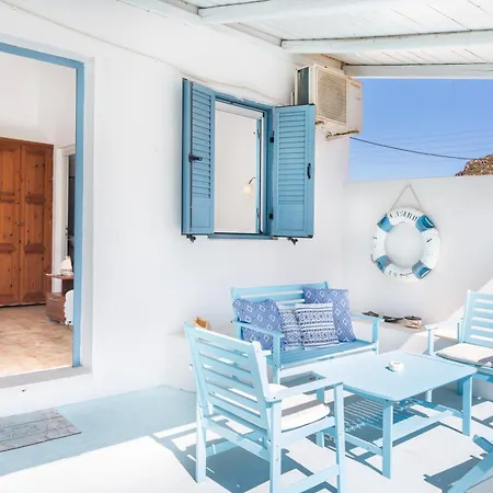 Beachfront Lampis Dolphin 3 Holiday home
