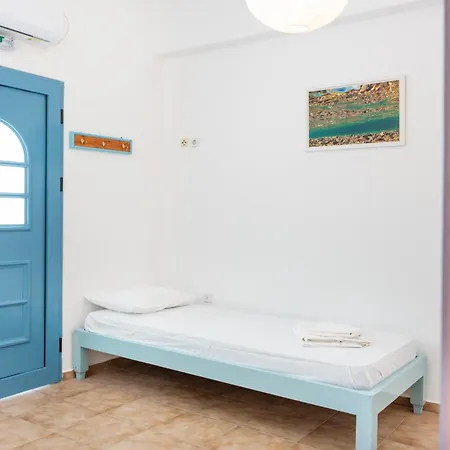 Beachfront Lampis Dolphin 3 بيت للعطل سكالا
