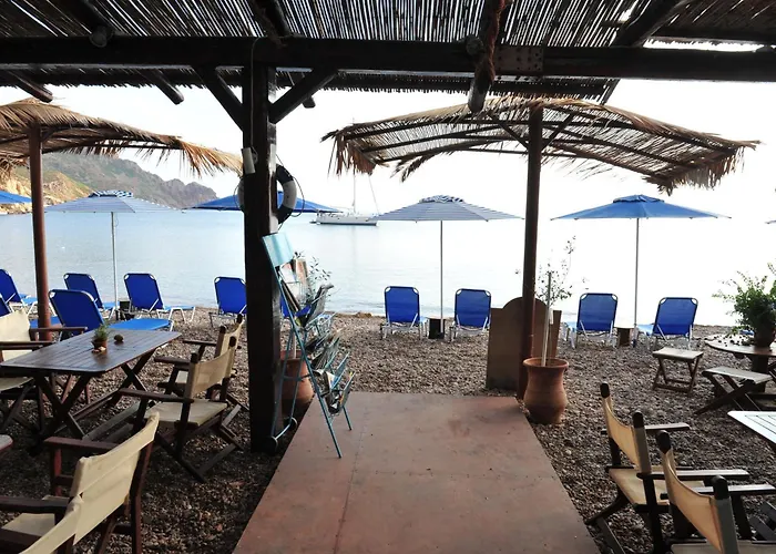 بيت للعطل Beachfront Lampis Dolphin 3 *