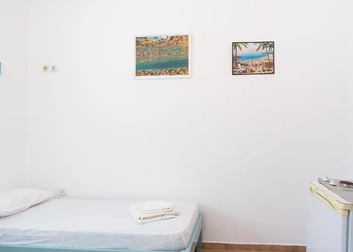 Beachfront Lampis Dolphin 3 بيت للعطل سكالا